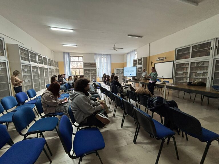Presentation at Istituto d’Istruzione Superiore “F. Filelfo”